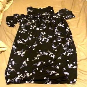 Spring/summer dress - open shoulders